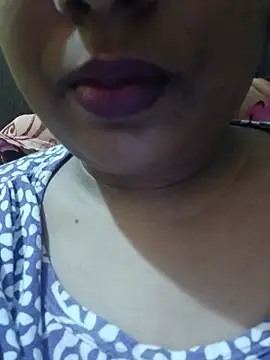 bhuvana_kannada live cam on StripChat