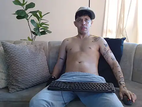 tonysexyboy live cam on StripChat