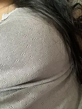 Lina-lolo live cam on StripChat