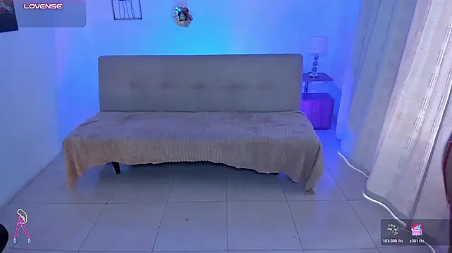 Alana-Fox_