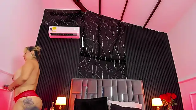 Bigsexxyass live cam