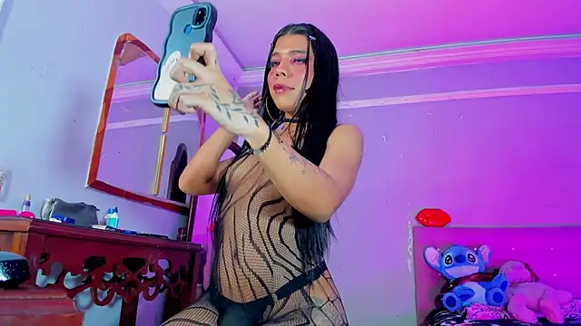 -Amada-latina