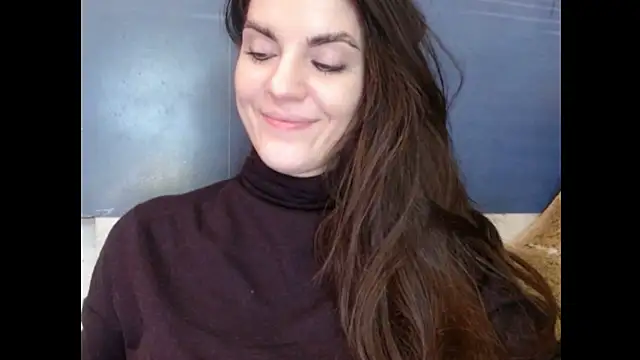 AliceTailor live cam on StripChat