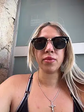 MariaMeir live cam
