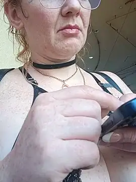nakedgarbageperson