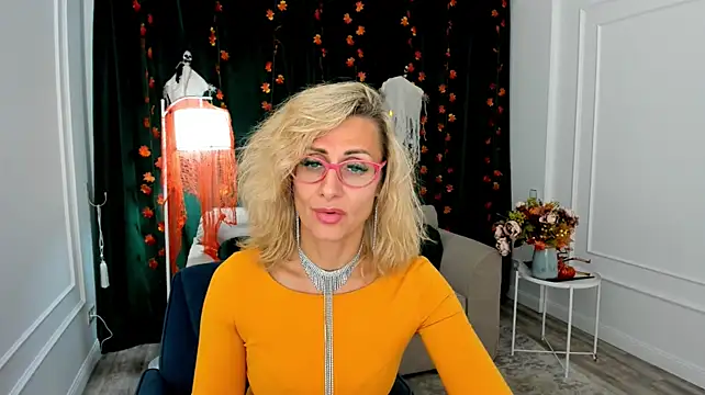 MuseOfStage live sex cam