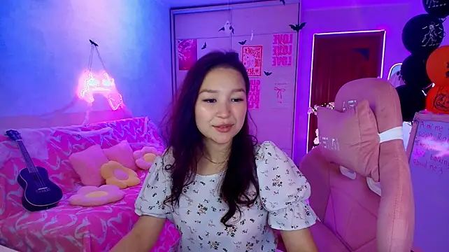 adeline webcam