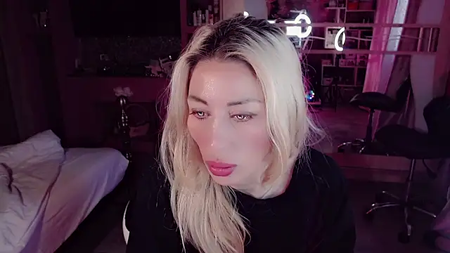AnnieGOld_