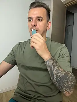 Huge_cock22cm