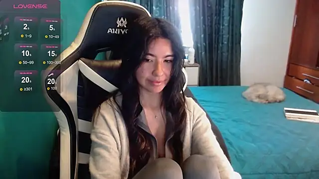 alice_middlee