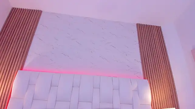 chloe_parker_ (F young) - show anal