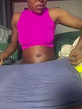 1melanin-vinah (F young) - 2fingers in pussy💦