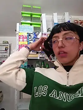 dangerousmuse0 (G young) - Suck her tits