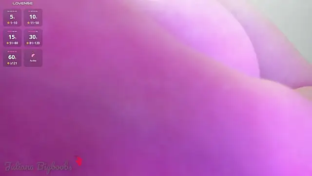 Juliana_bigboobs