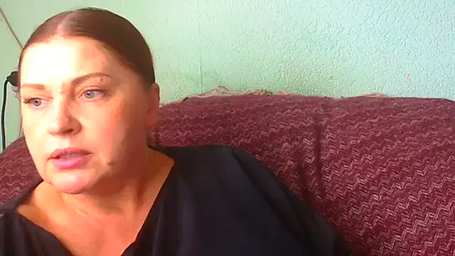 Oksi21 live cam on StripChat