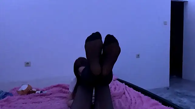 JuleCawood live cam on StripChat