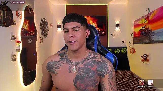 Damian_latinxxx live cam on StripChat