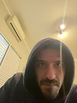 Ivis1999 live cam on StripChat