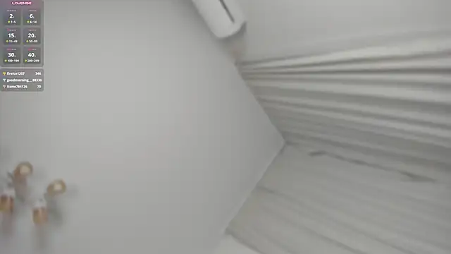 LiaRoseleen webcam
