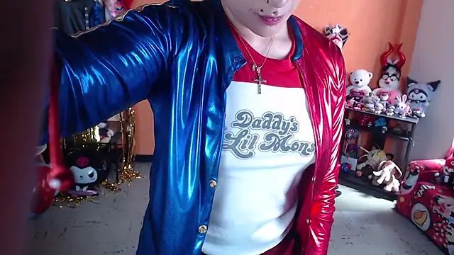 MissMiia2 live cam on StripChat