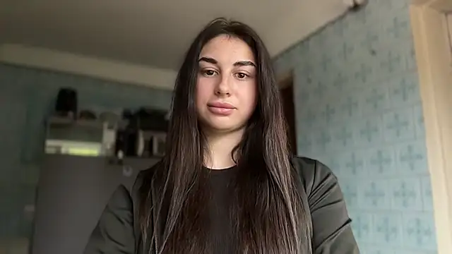 LiluMartiznir live cam on StripChat