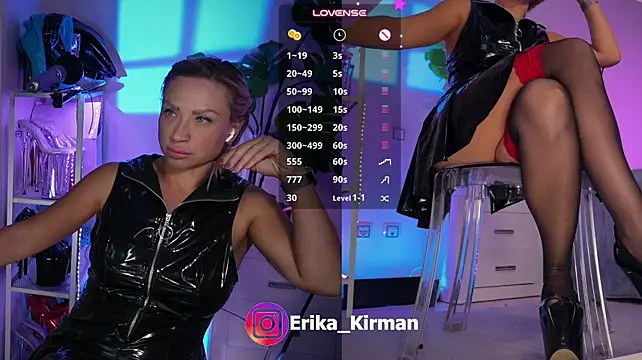 Erika_Kirman live cam on StripChat