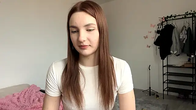 JuleCawood live cam on StripChat