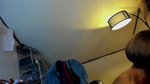 xServiceDollx live cam
