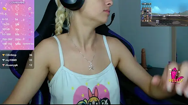 blondegamerr en live webcam