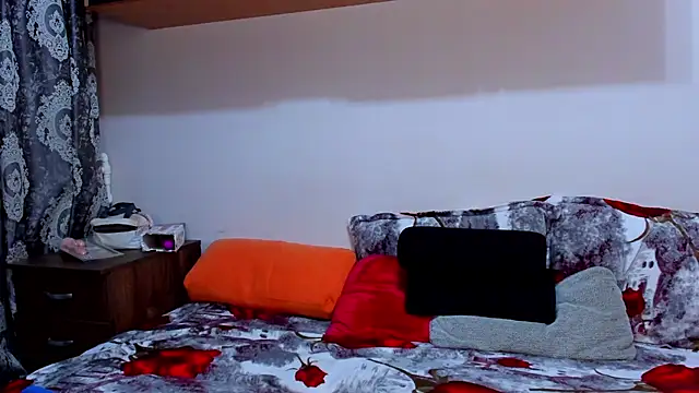 LilithsTongue_ live cam