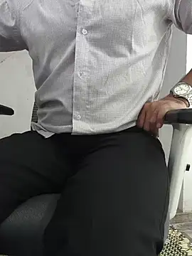 8inch_hunk19 (M young) - Get naughty at work 😈