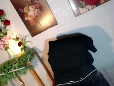 titanblack_ivanxx (M twink) - DRAIN MY CUMM AND BALLS MAKE MYDAY HAPPY