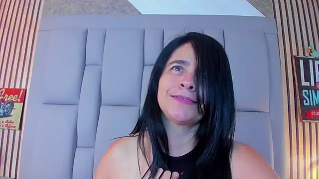 candela_collinss