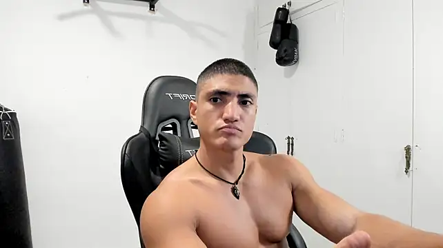 dan01_ live cam on StripChat