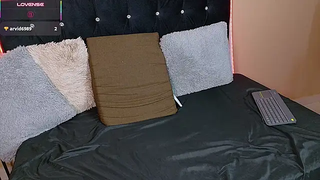 Eros_Lux live cam on StripChat