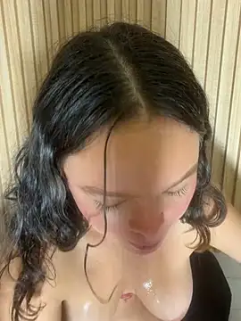 Yasmina_Noir