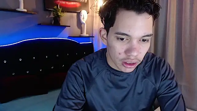 haku_nayro webcam