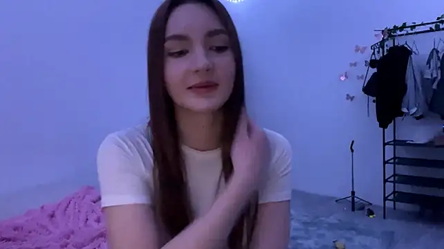 JuleCawood live cam on StripChat