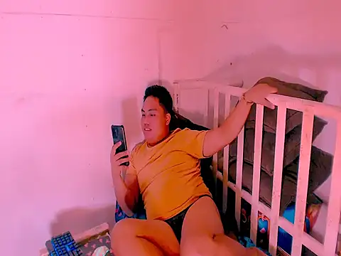 Hardking_69 live cam on StripChat