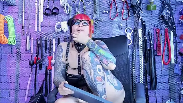 PANDORANEZZ live cam on StripChat