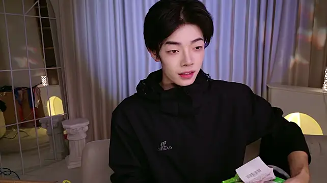 XiaoZeouba live cam