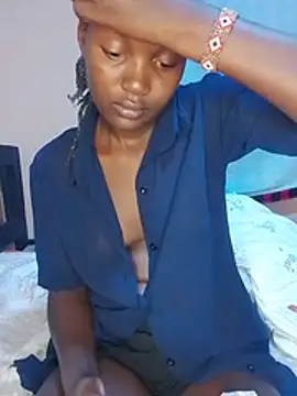 Pinky_Night live cam on StripChat