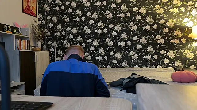 Vuitton live webcam