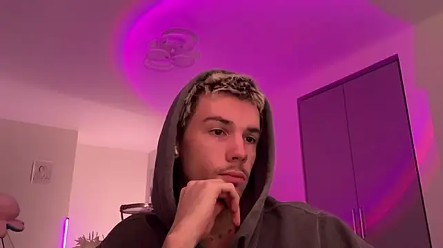 Jeremy1Scott live cam