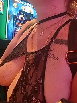 nakedgarbageperson live webcam
