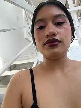 rosiechell_ (F teen) - show asshole in doggy