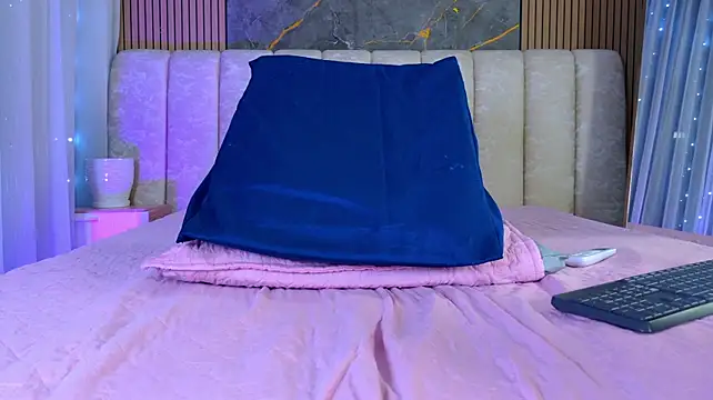 mia_scot live cam on StripChat