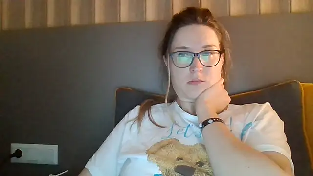 Jugira live cam on StripChat