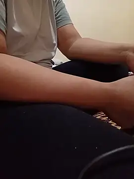 Farah-_nono live cam on StripChat