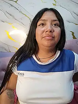 Amber_Herrera live cam on StripChat
